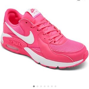 Nike Women's Air Max Fuchsia Sneakers